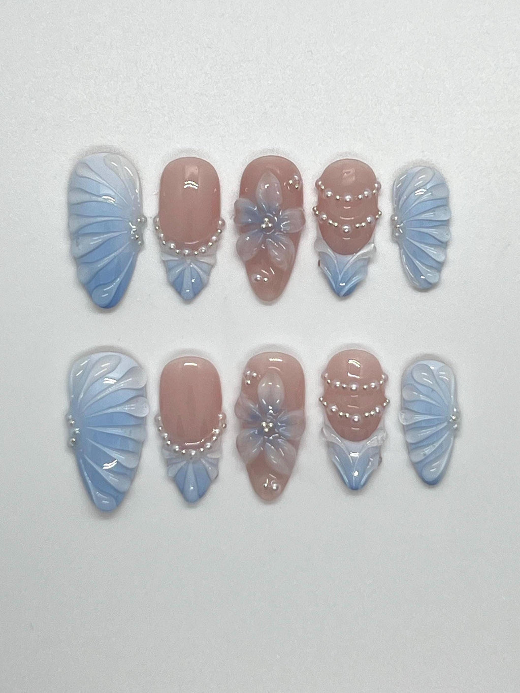 Blue pearl press on nail set