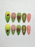 Ladybug press on nail set