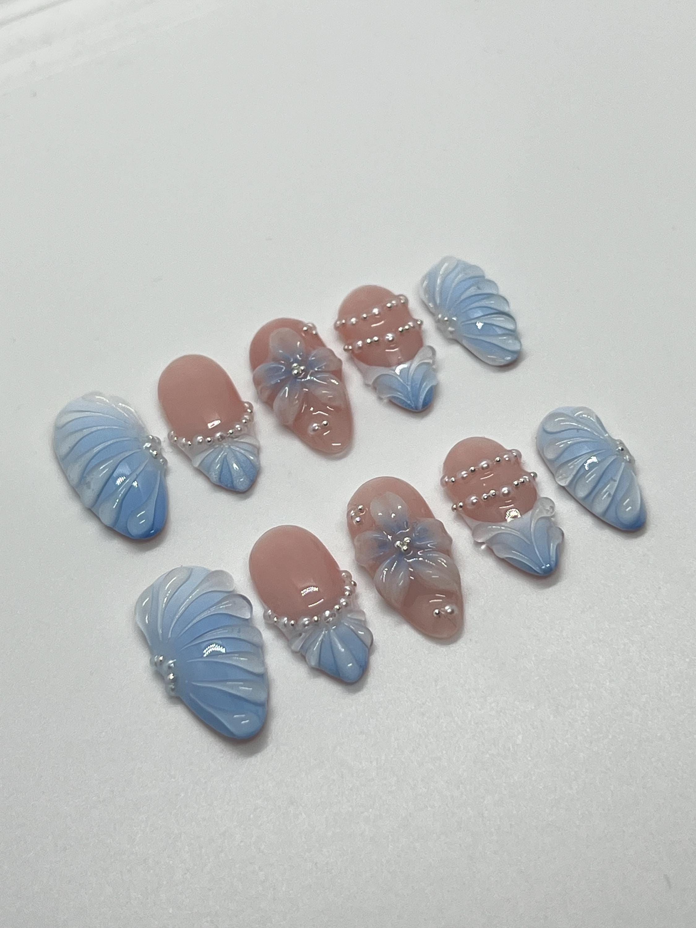 Blue pearl press on nail set